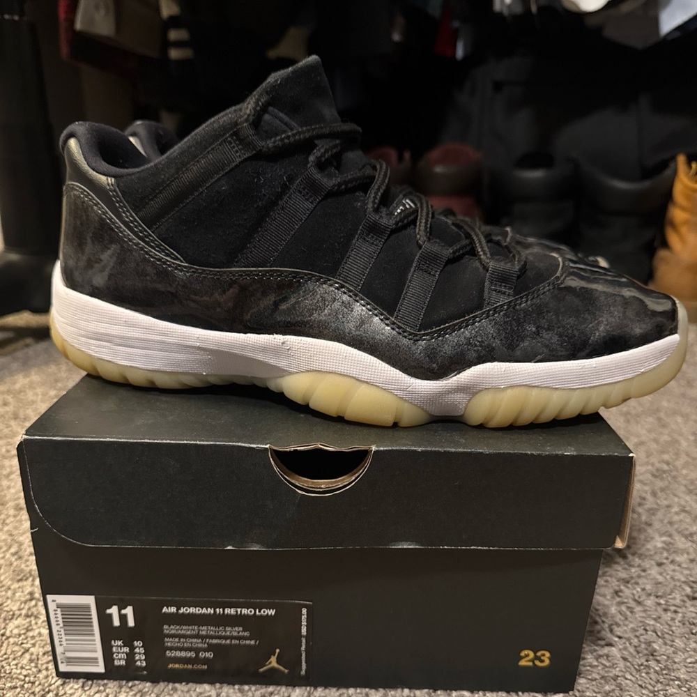 Air Jordan Retro 11 low Barons